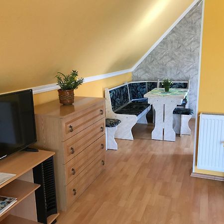 Kamilla Apartman Fonyód Kültér fotó